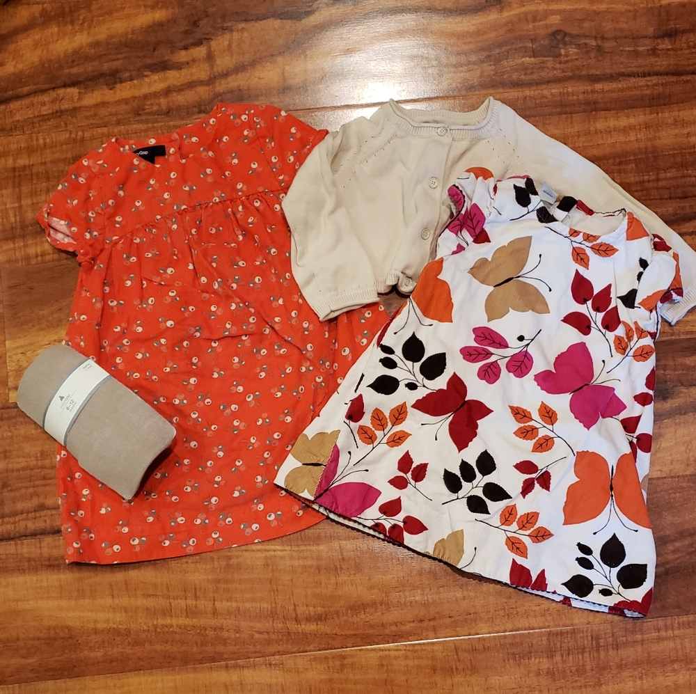 Gap Baby EUC/NW 6-12 months corduroy Fall print dress set, sweater and tights